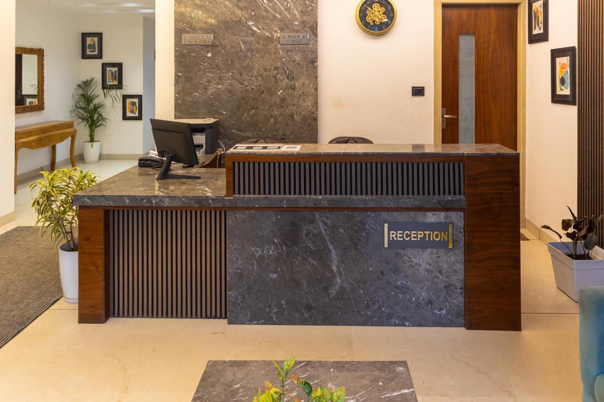 Hotel Divine Peak Pachmarhi Ngoại thất bức ảnh