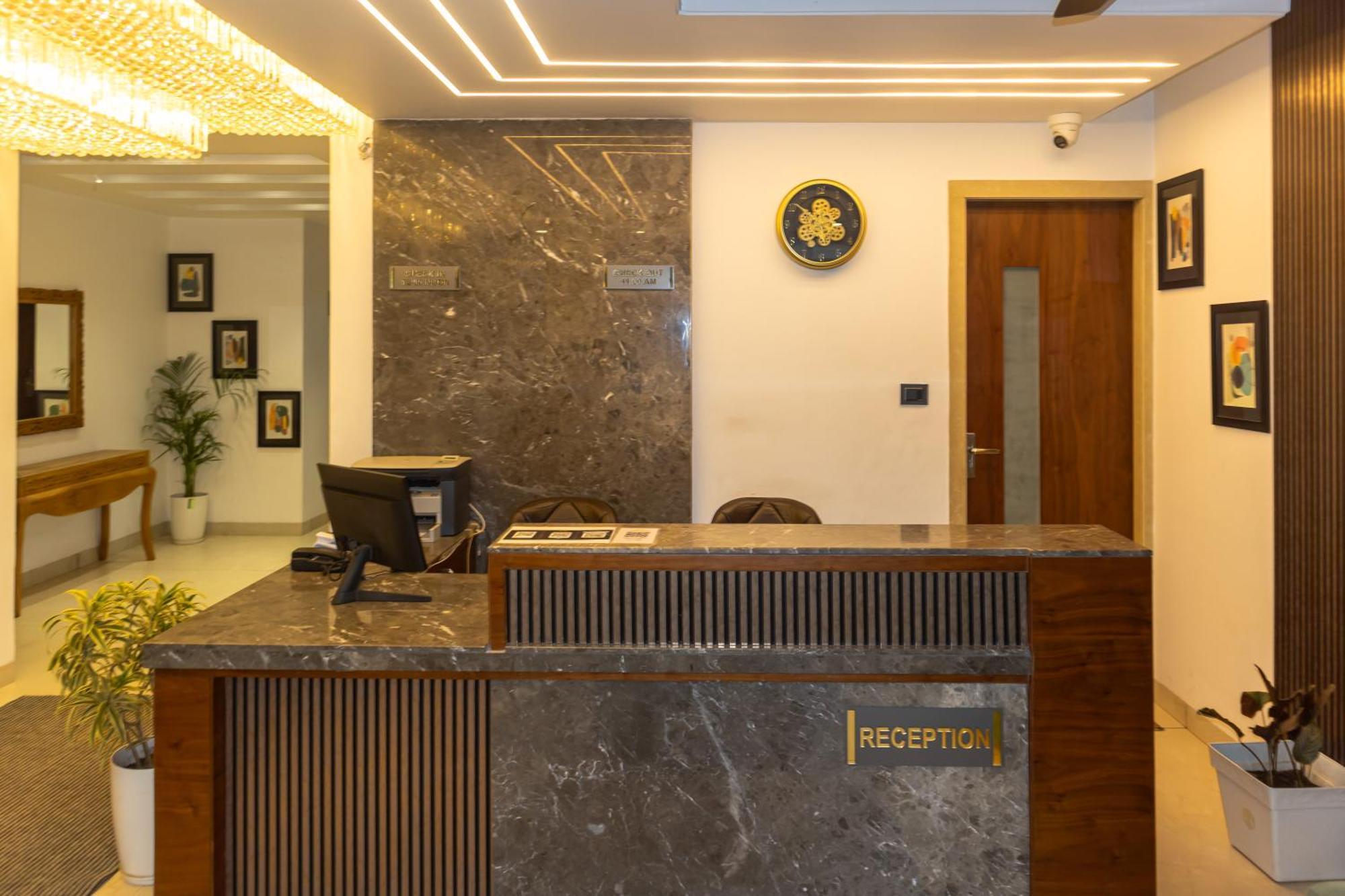 Hotel Divine Peak Pachmarhi Ngoại thất bức ảnh